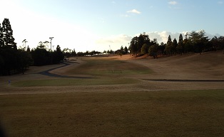 ムーンレイクゴルフ鶴舞コース１番ホール