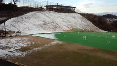 練習場の雪
